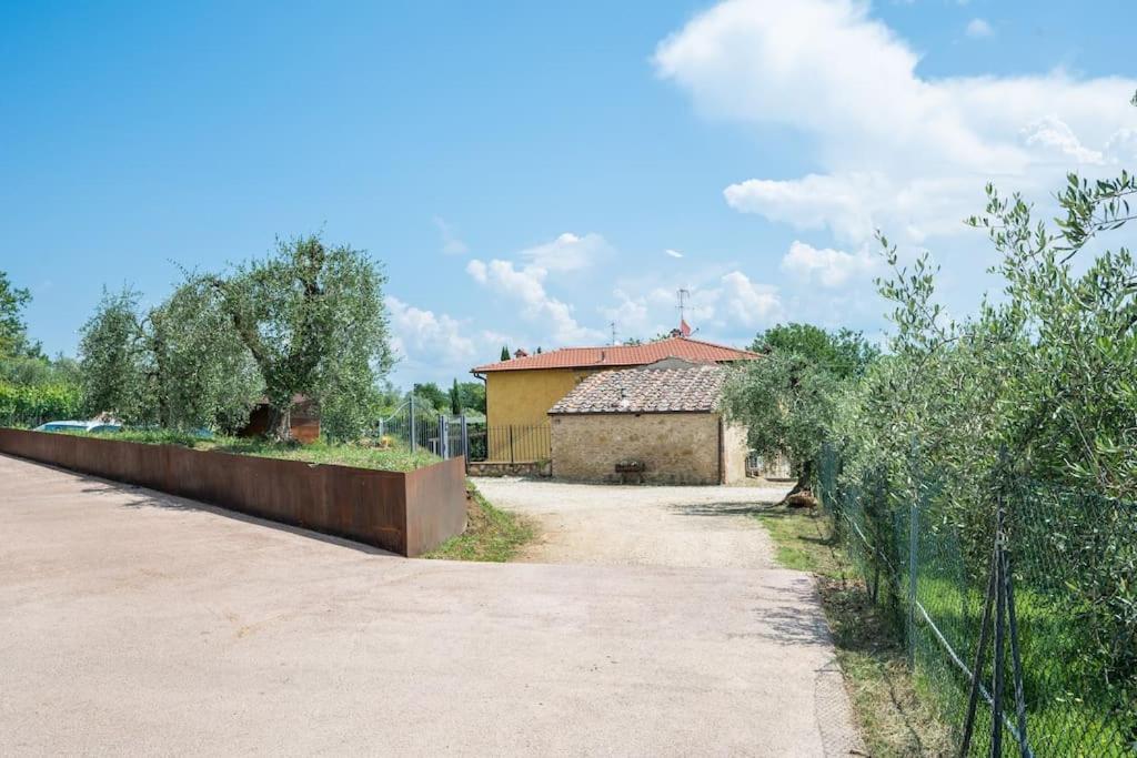 Appartamento Il Poggino Colle Val D'Elsa Bagian luar foto