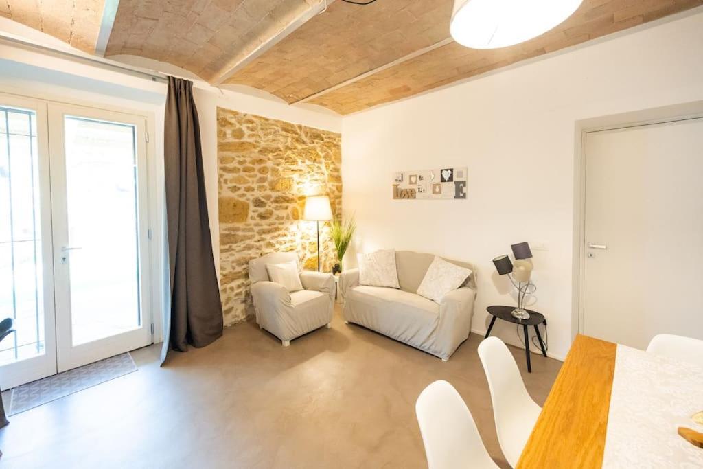 Appartamento Il Poggino Colle Val D'Elsa Bagian luar foto